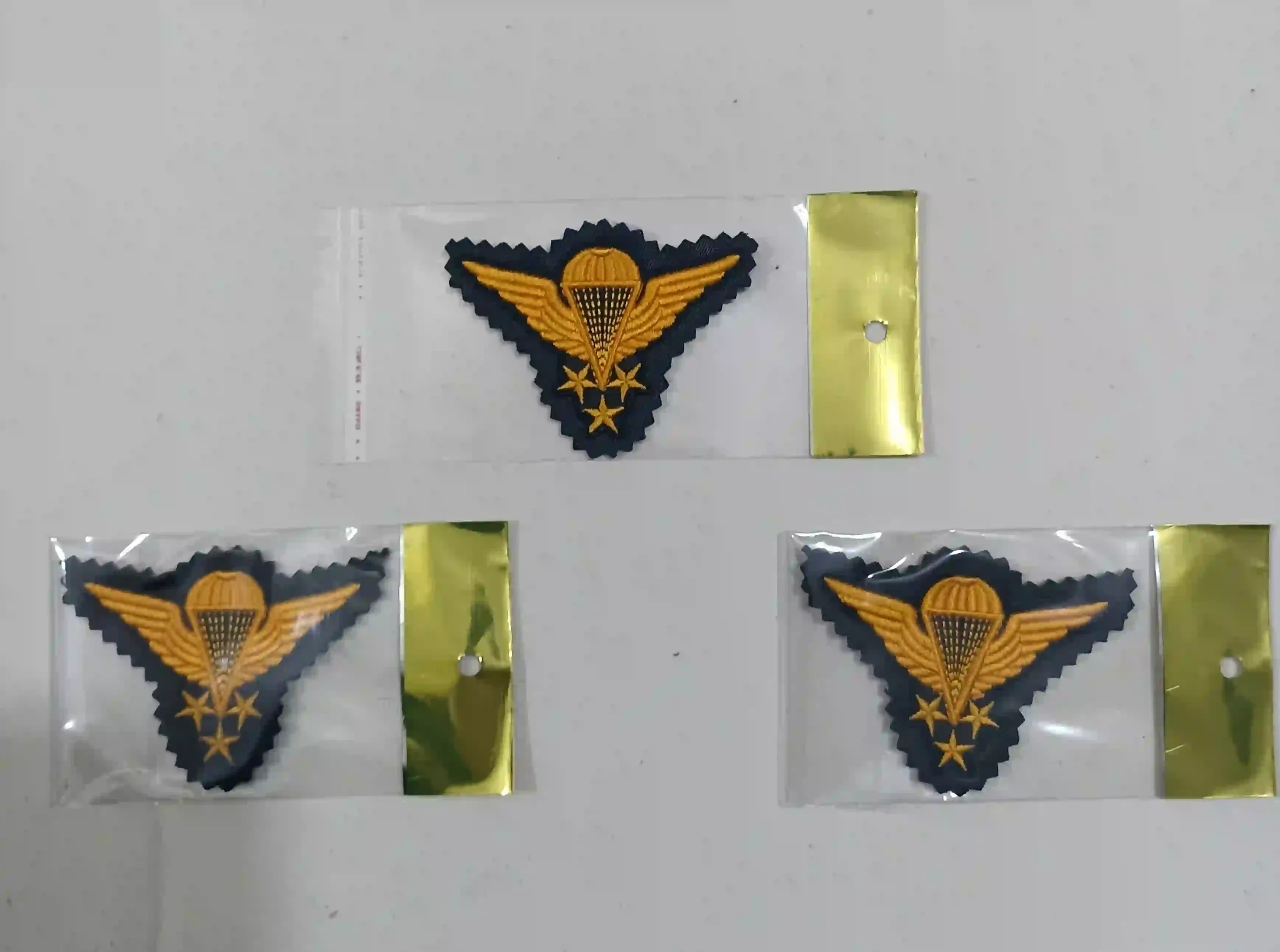 chatr_bazi_3_setare_parche_zede_ab_nakh_talayi