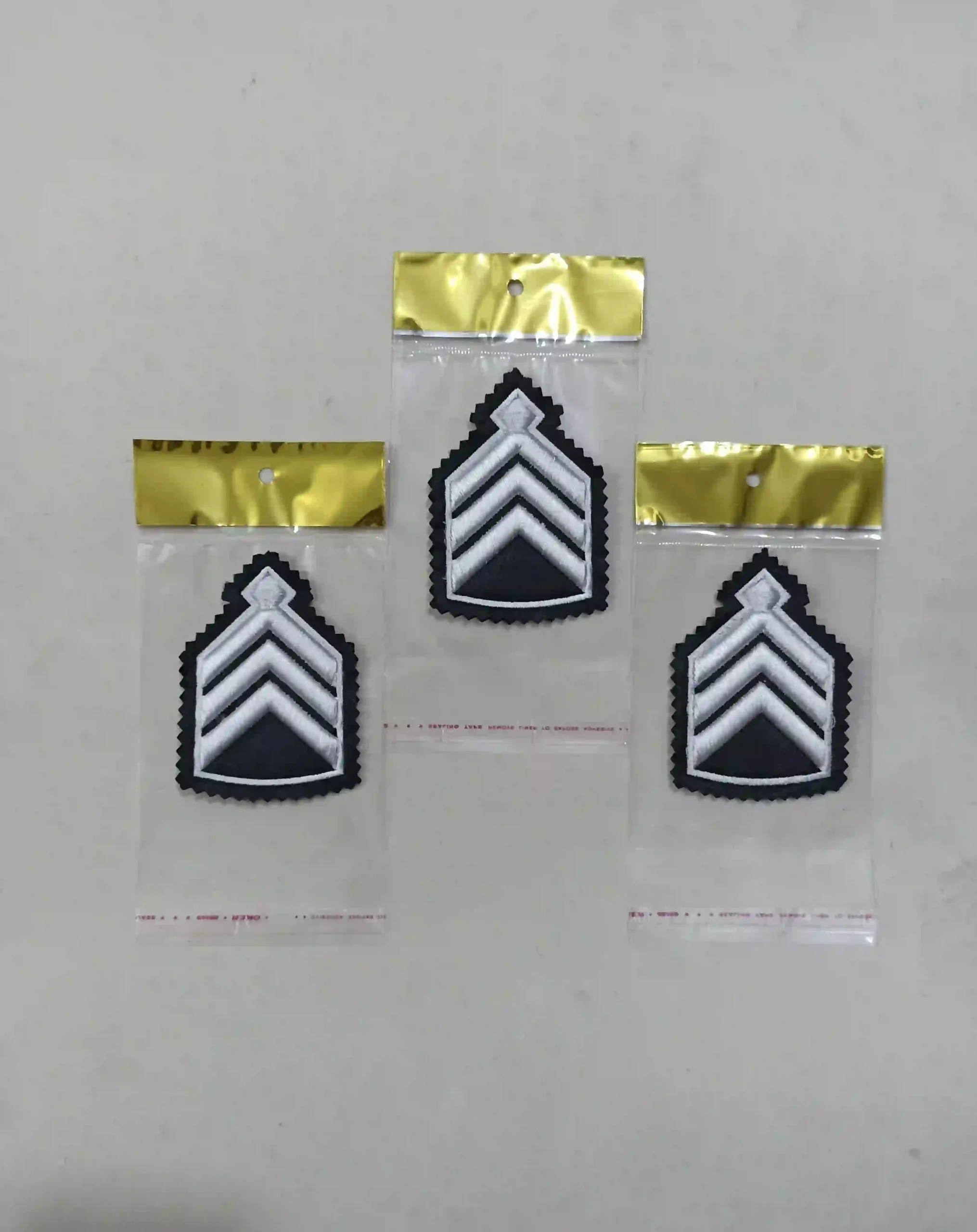 groohban_1_entezami_nakh_sefid_parche_zedab