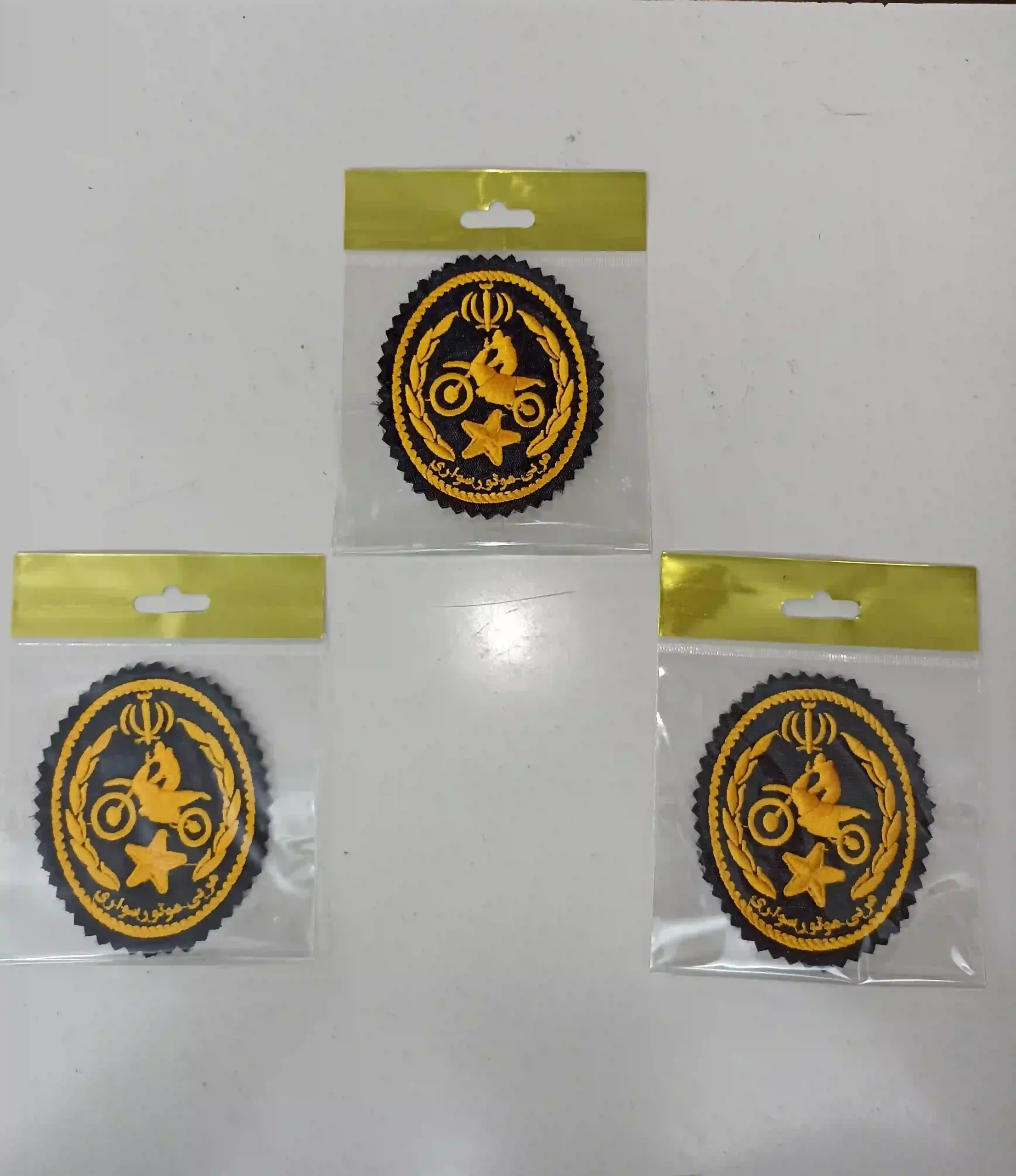 morabi_motor_savari_gheyre_bargeste_nakh_talayi_parche_zedab