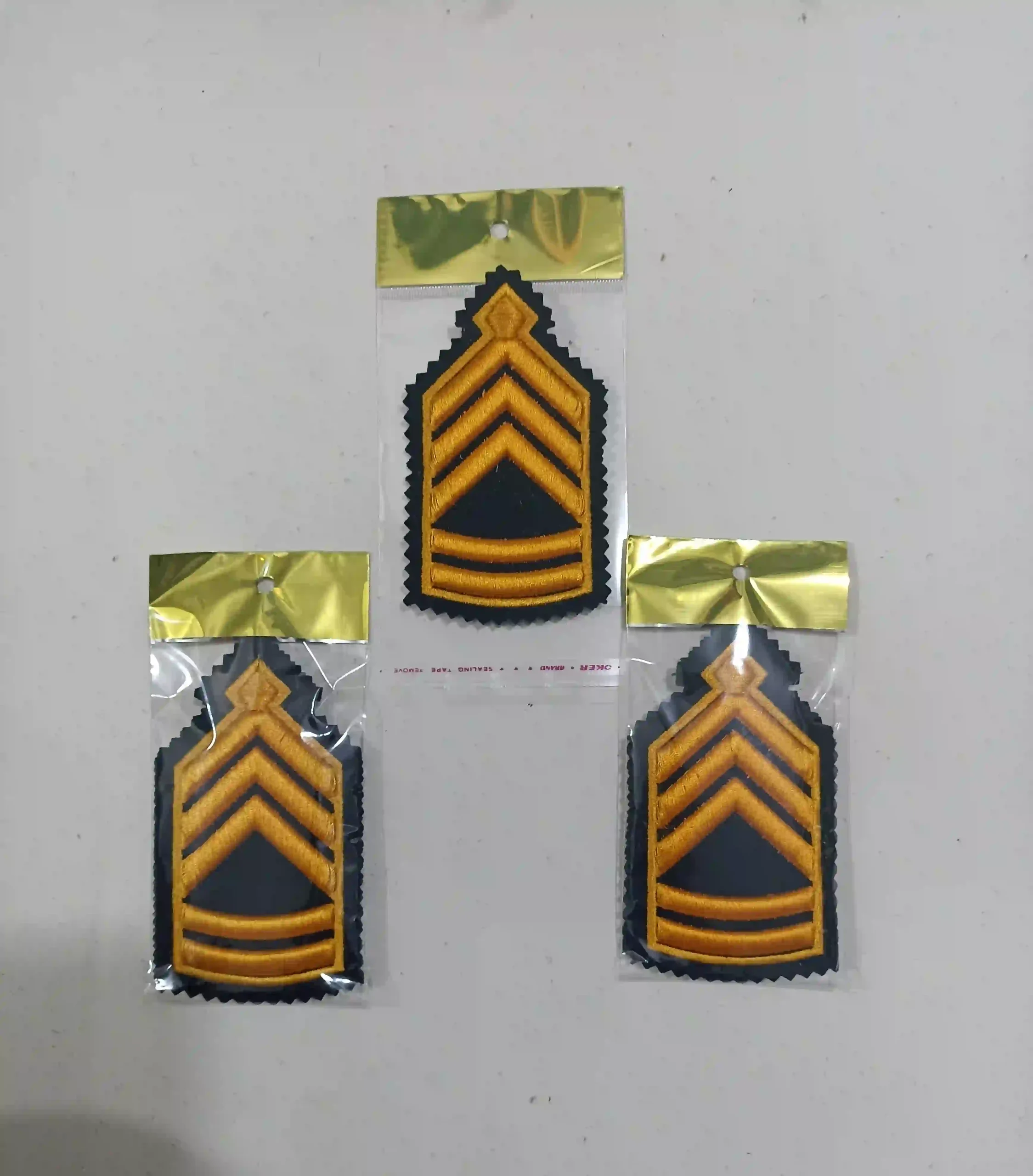 ostevar_1_entezami_nakh_talayi_ba_dordoozi_talayi_parche_zede_ab