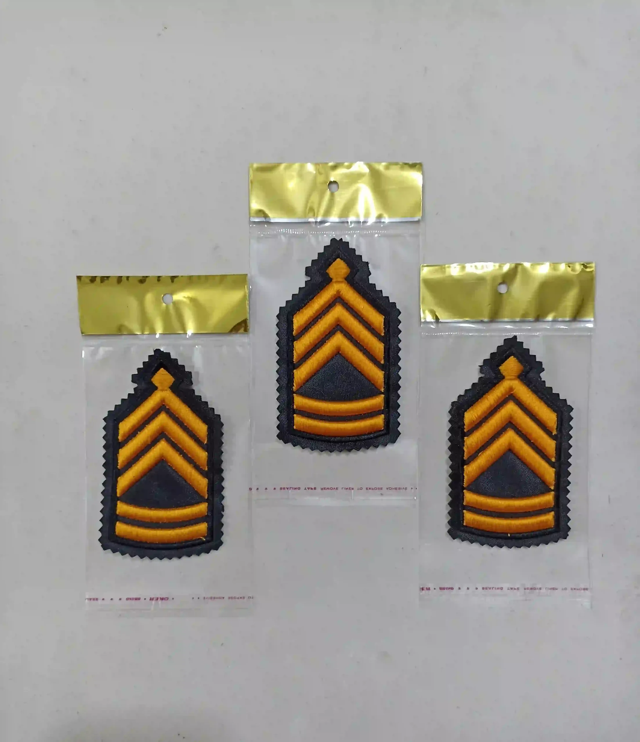 ostevar_1_entezami_nakh_talayi_parche_zede_ab