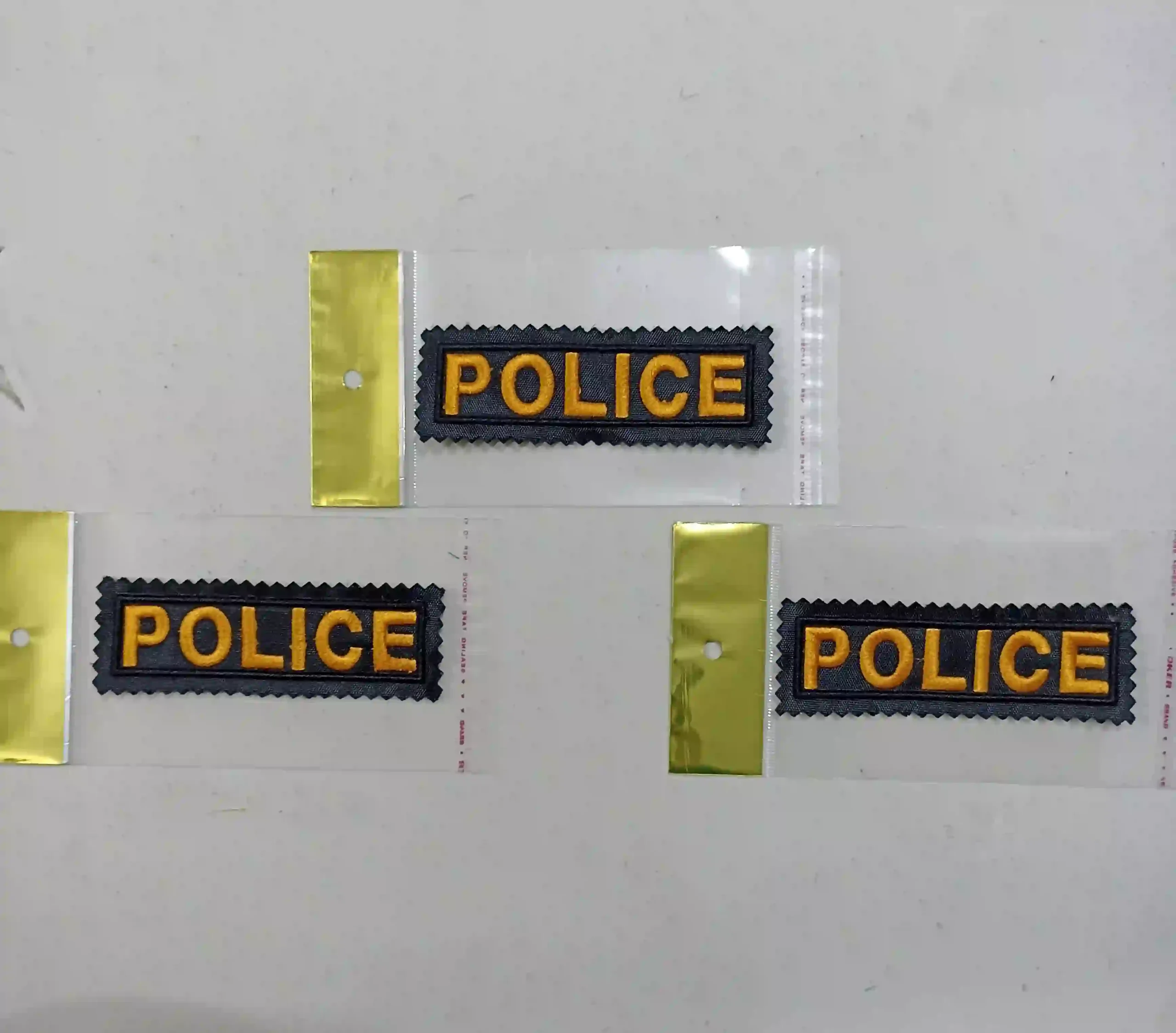 police_motevaset_parche_zede_ab_nakh_talayi_dordozi_meshki