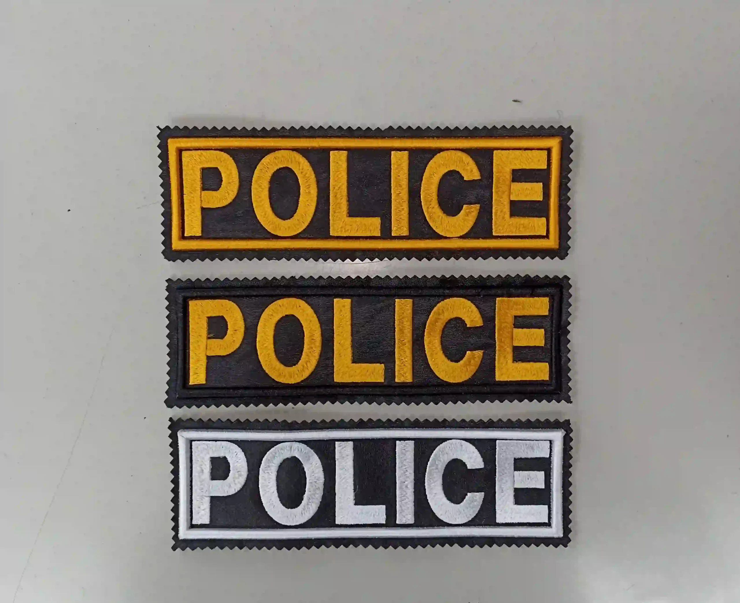 police_nesbatan_bozorg_neveshte_talayi_va_sefid_dordoozi-sefid_meshki_talayi