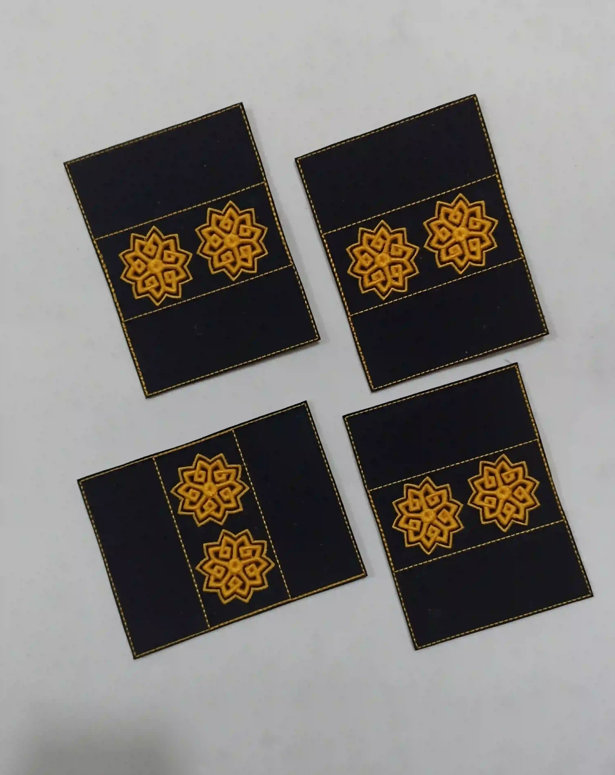 sarhang_dovom_sepah_nakh_talayi_ba_dordoozi_parche_makhmal