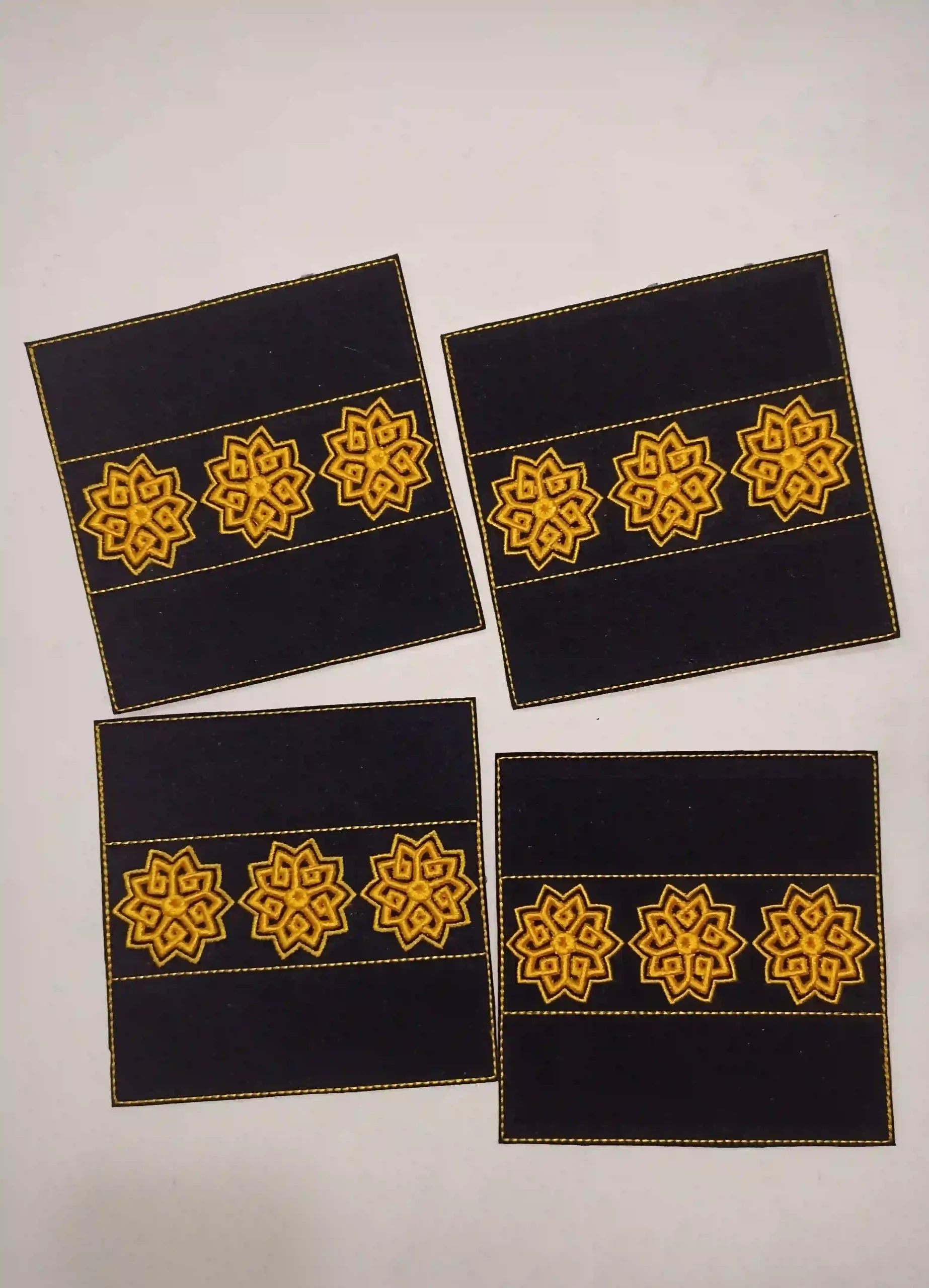 sarhang_tamam_sepah_ba_dordoozi_nakh_talayi_parche_makhmal_meshki